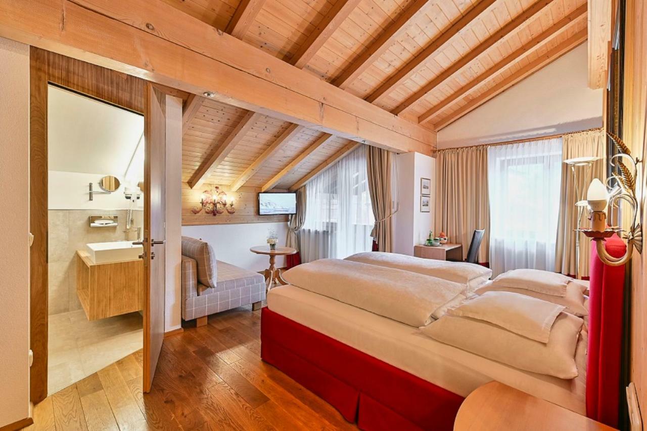 Hotel Garni Sursilva